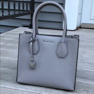 Michael Kors Mini Mercer Pearl Grey